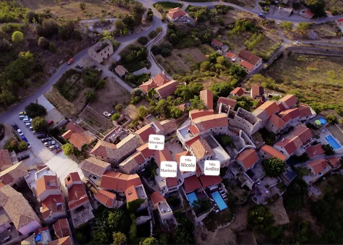 Willa Dvor Pitve Jelsa (Hvar)